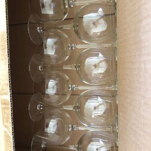 Eight Wine Glasses - Excellent Condition-Nice Size